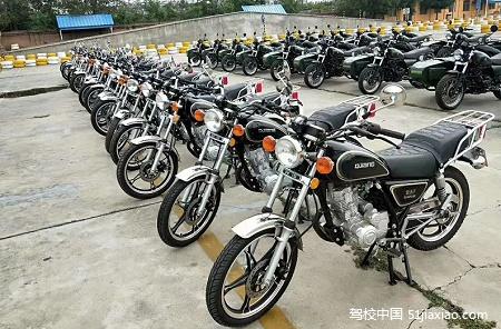 上海学摩托车驾校